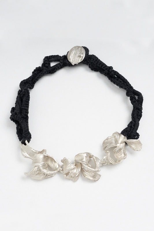 Benglis Choker