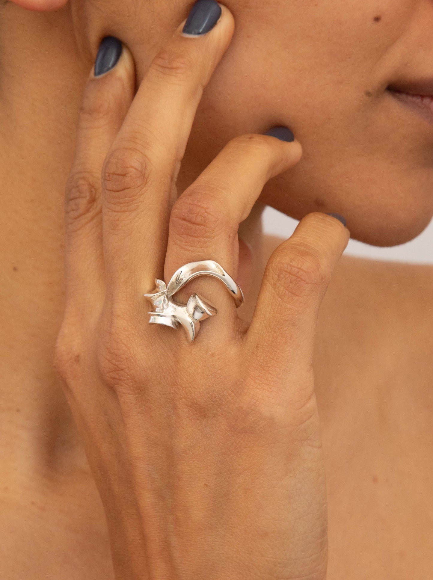 Continuum Ring